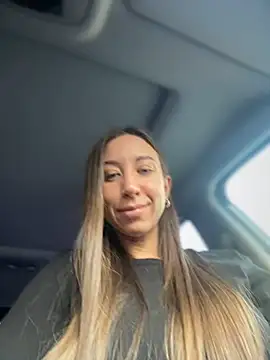 EvaCatt online show from 03-13-25, 03:11