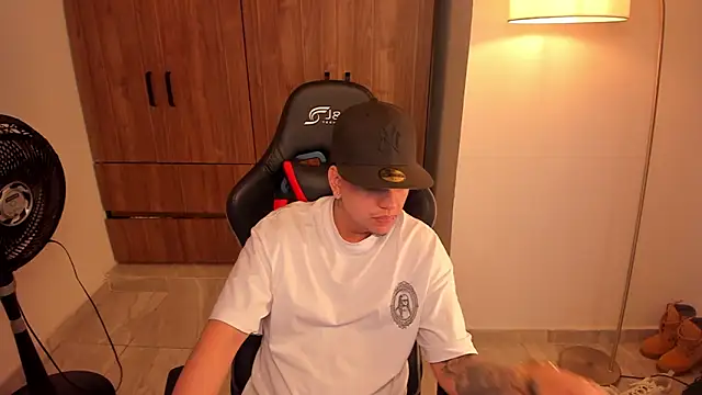 Jake simons online show from 02-14-26, 04:02