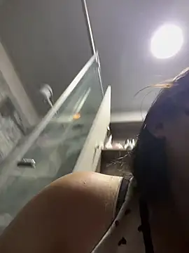 andreaisis2 online show from 02-26-26, 05:46