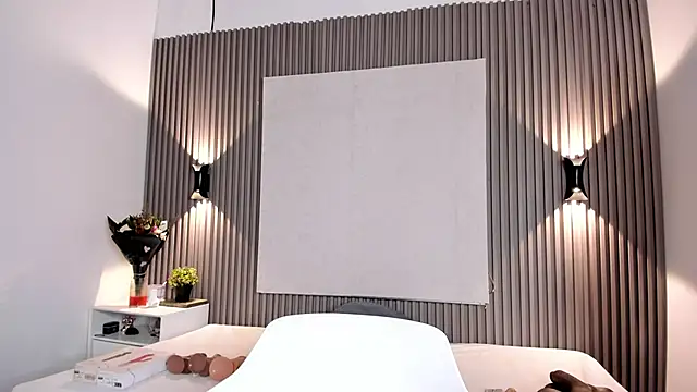 Zafiiraa online show from 10-28-25, 11:53