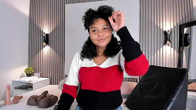 Zafiiraa online show from 01-12-26, 12:34