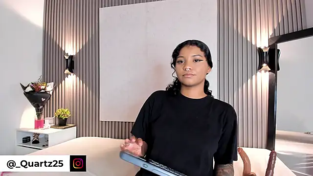 Zafiiraa online show from 10-18-25, 12:29