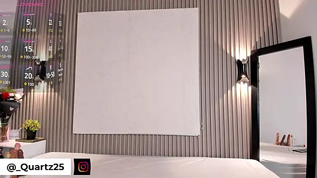 Zafiiraa online show from 10-10-25, 12:28