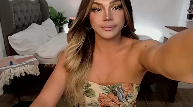 liaa lurrecams online show from 01-21-25, 04:48