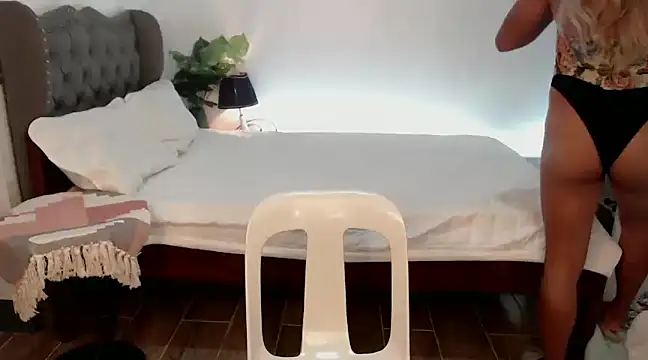 liaa lurrecams online show from 01-09-25, 10:09