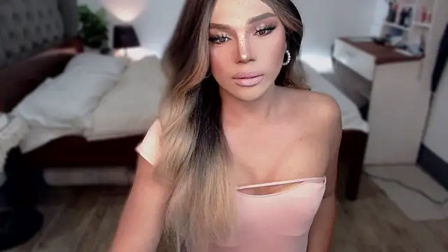 liaa lurrecams online show from 11-04-25, 07:01