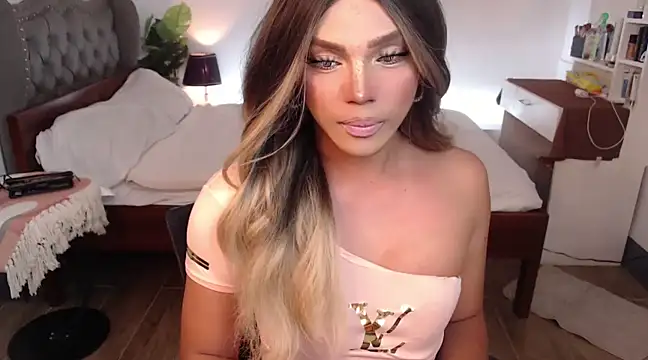 liaa lurrecams online show from 03-21-25, 11:22