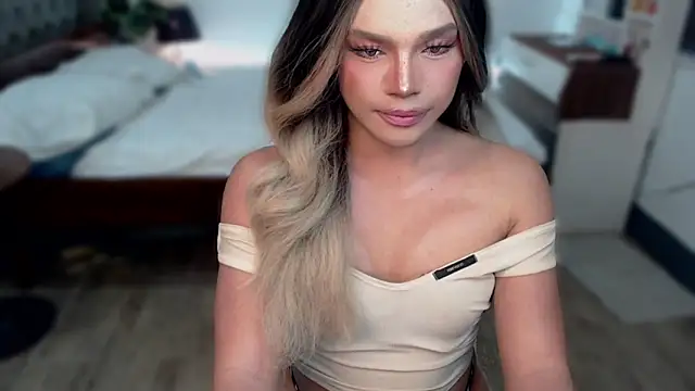 liaa lurrecams online show from 11-13-25, 03:49