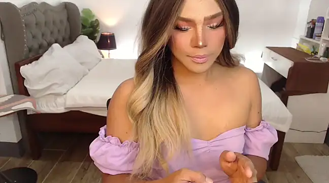 liaa lurrecams online show from 02-26-25, 10:49