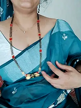 Indian desi wife online show from 03-11-26, 01:10