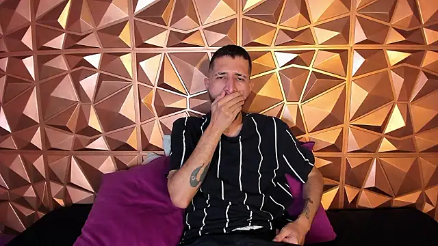 Snapshot of sam_bisex chatting on 02-24-26, 02:34 sam bisex online show from 02-24-26, 02:34