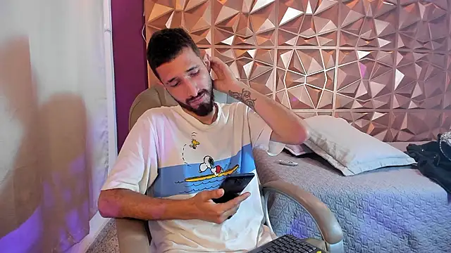 sam bisex online show from 03-18-26, 04:26