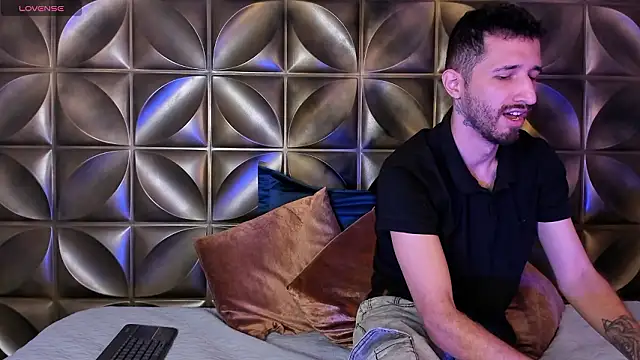 sam bisex online show from 03-26-26, 03:49