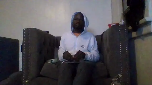 Daddy hook online show from 12-17-25, 04:28