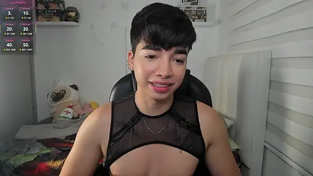 santy7v7 online show from 03-15-26, 01:40