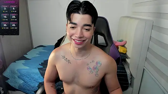 santy7v7 online show from 10-25-25, 01:12