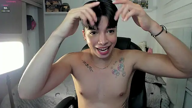 santy7v7 online show from 12-02-25, 01:35