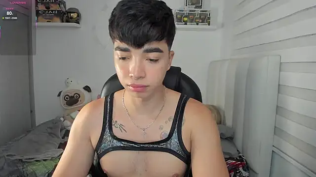 santy7v7 online show from 04-12-26, 01:36