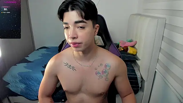 santy7v7 online show from 10-24-25, 01:21