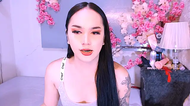 Oriental Tiara online show from 12-14-25, 11:27