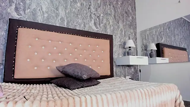 Lia sarahi online show from 10-11-25, 11:44