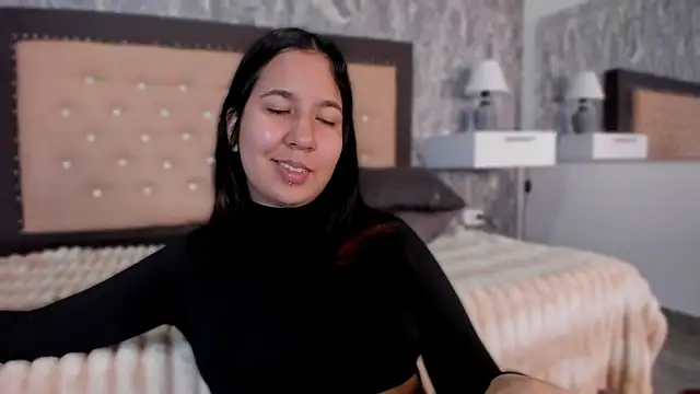 Lia sarahi online show from 10-02-25, 11:35