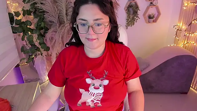 paulinacostello online show from 11-25-25, 01:06