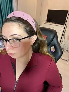 DienkaGreen online show from 11-27-25, 07:53