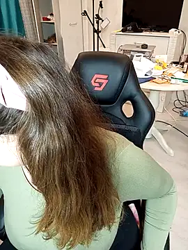 DienkaGreen online show from 11-09-25, 12:03