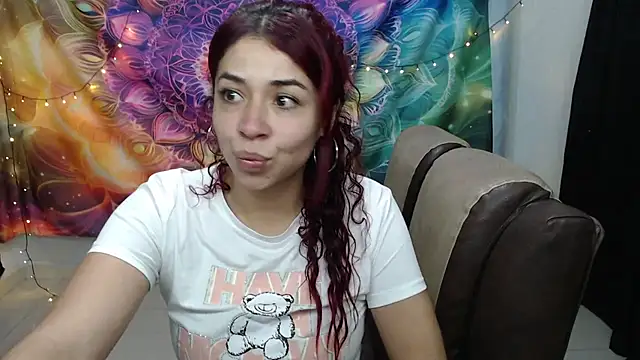 Snapshot of Alexxx_andr4 chatting on 02-16-25, 01:58 Alexxx andr4 online show from 02-16-25, 01:58