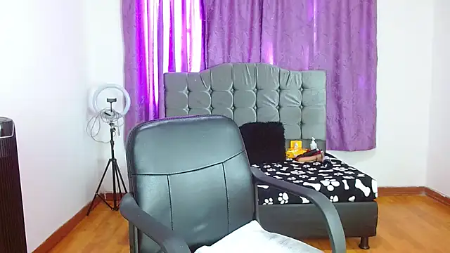 ariana-lopez online show from 03-20-25, 04:42