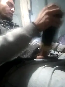 Wero4200 online show from 11-28-25, 02:39