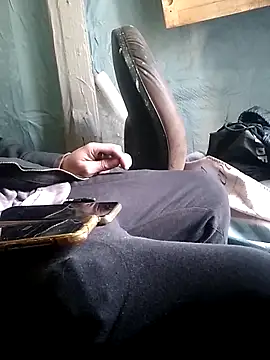 Wero4200 online show from 12-19-25, 09:06