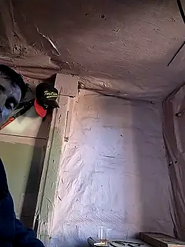 Wero4200 online show from 10-27-25, 03:35