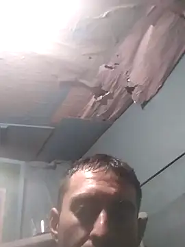 Wero4200 online show from 11-17-25, 06:06