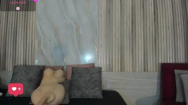 BriannaChelsea online show from 04-20-26, 12:08