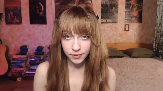 Snapshot of Friendly_Ellie chatting on 02-23-26, 11:16 Friendly Ellie online show from 02-23-26, 11:16