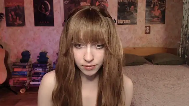 Friendly Ellie online show from 04-16-26, 01:23