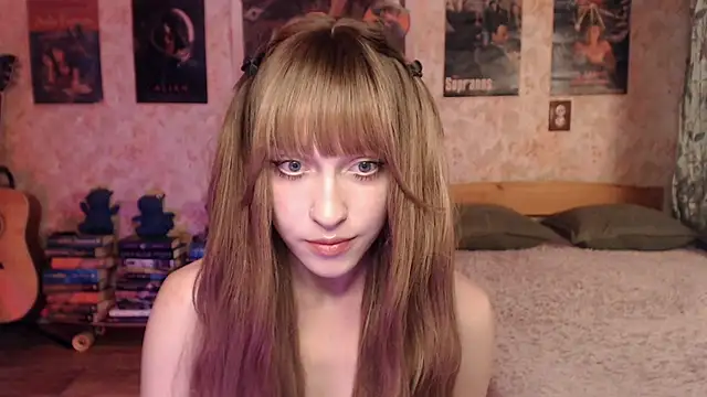 Friendly Ellie online show from 06-18-26, 12:20