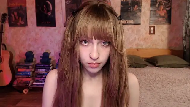 Friendly Ellie online show from 06-04-26, 12:15