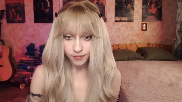 Friendly Ellie online show from 03-18-25, 12:17