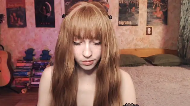 Friendly Ellie online show from 10-26-25, 12:22