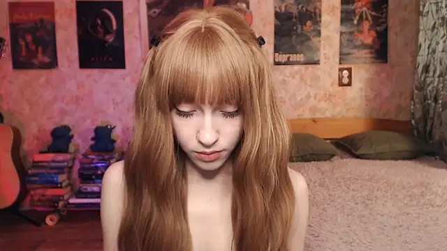 Friendly Ellie online show from 11-23-25, 12:20