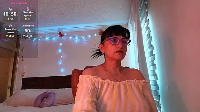 ISABEEL SOFIA01 online show from 02-27-26, 02:39