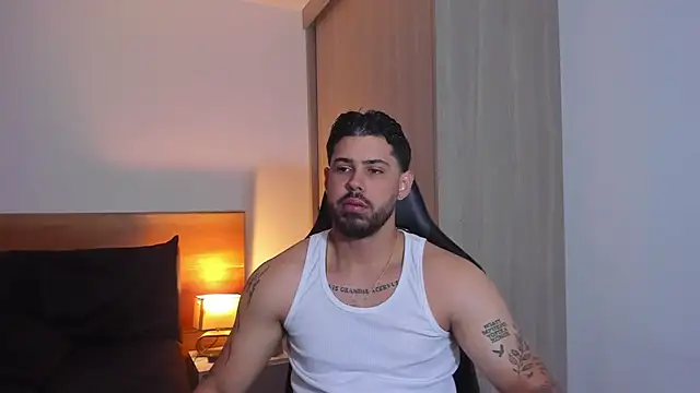 Justyn Torres online show from 12-08-24, 06:17