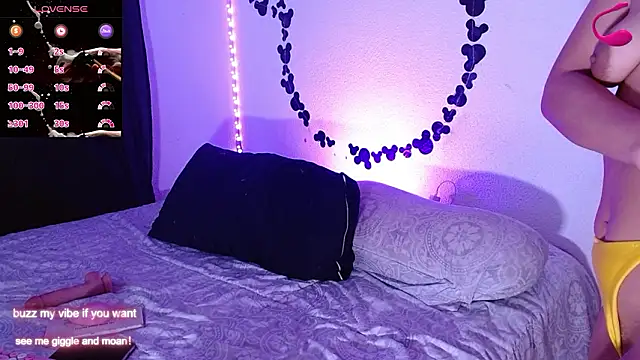 KLOE MARTINS online show from 02-21-26, 10:39