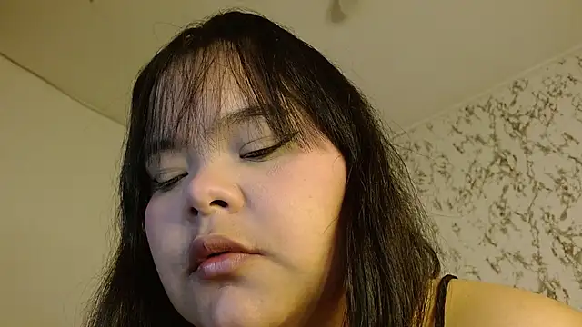sexychubby    online show from 11-21-25, 02:32