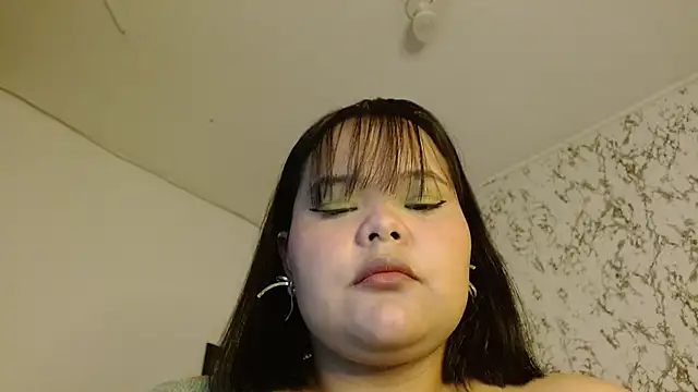 sexychubby    online show from 11-13-25, 07:51