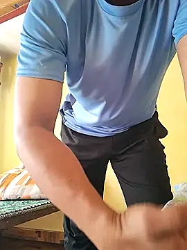 Snapshot of Adityagj123 chatting on 10-15-25, 06:11 Adityagj123 online show from 10-15-25, 06:11