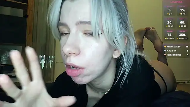 Snapshot of cruellagoth666 chatting on 05-11-26, 09:45 cruellagoth666 online show from 05-11-26, 09:45